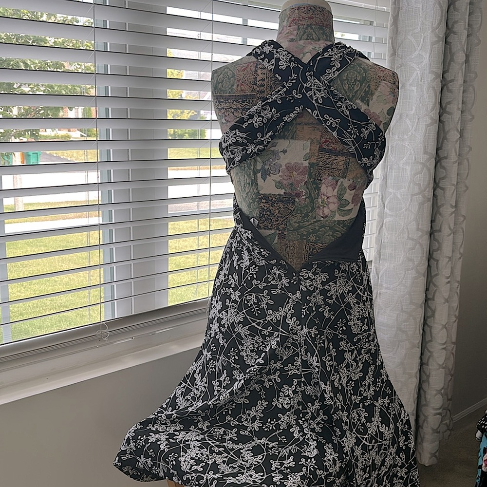WHBM, DVF - Picture 2 of 8
